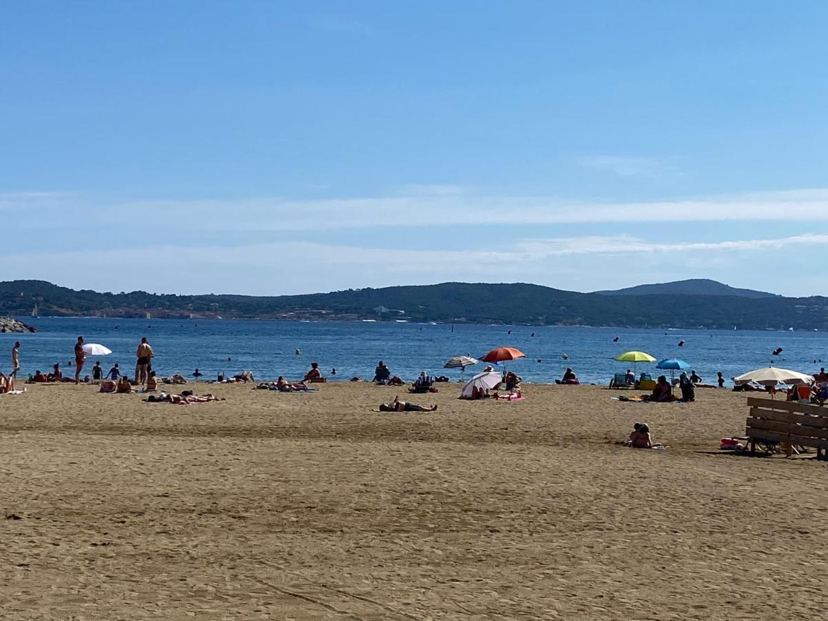 Apartment Superior Santa Cruz Σαιντ-Μαξίμ Εξωτερικό φωτογραφία