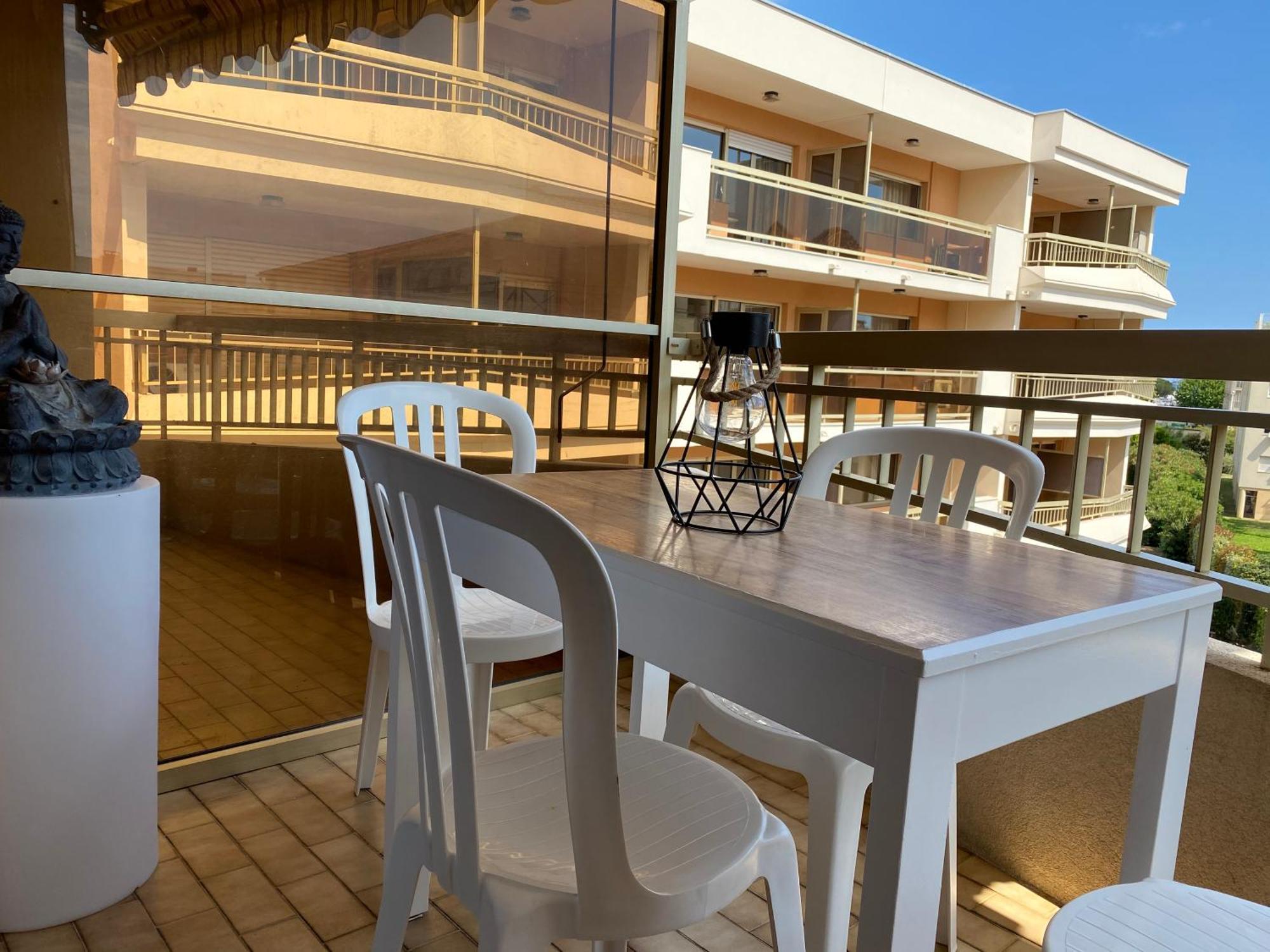Apartment Superior Santa Cruz Σαιντ-Μαξίμ Εξωτερικό φωτογραφία