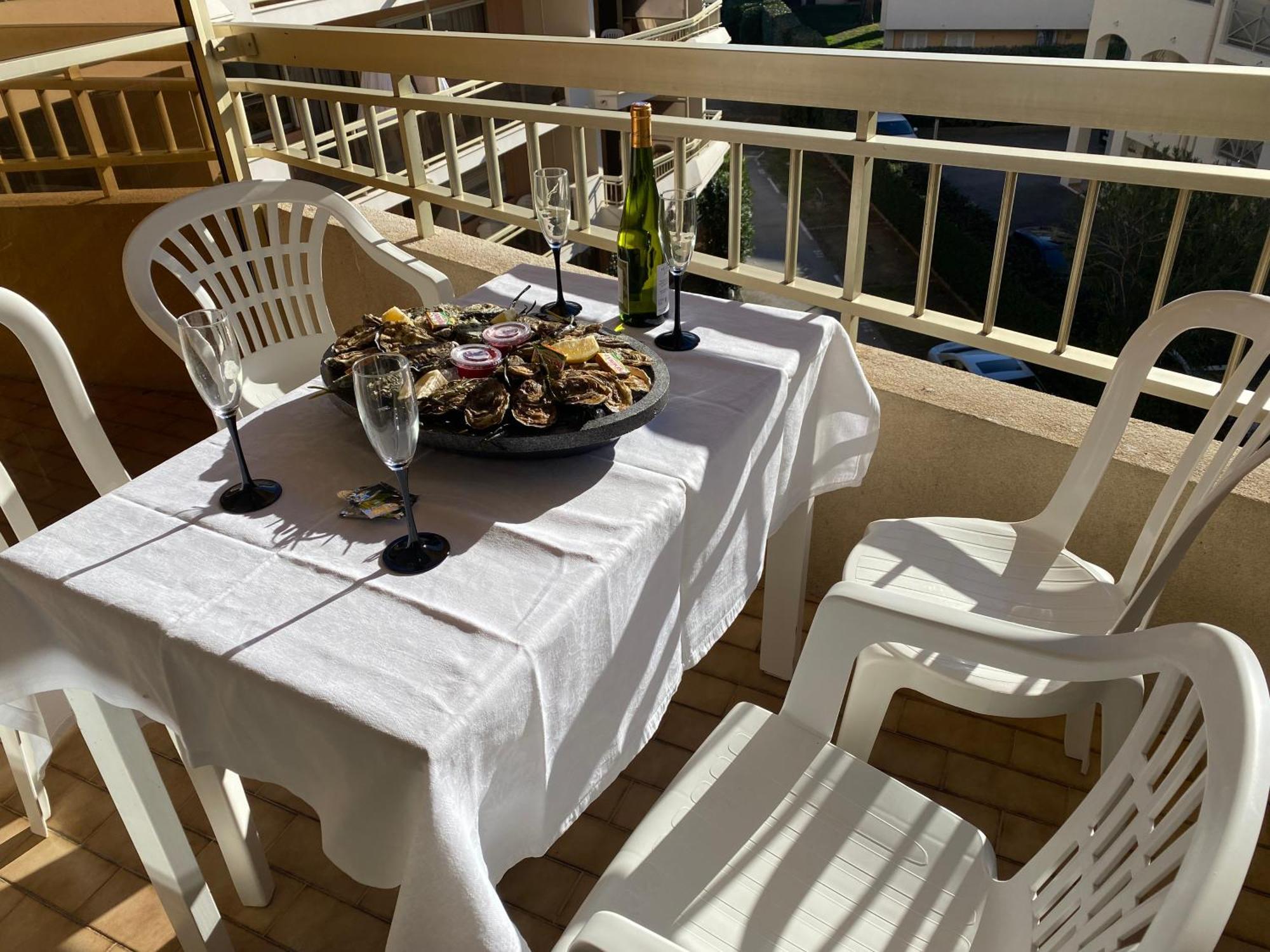 Apartment Superior Santa Cruz Σαιντ-Μαξίμ Εξωτερικό φωτογραφία