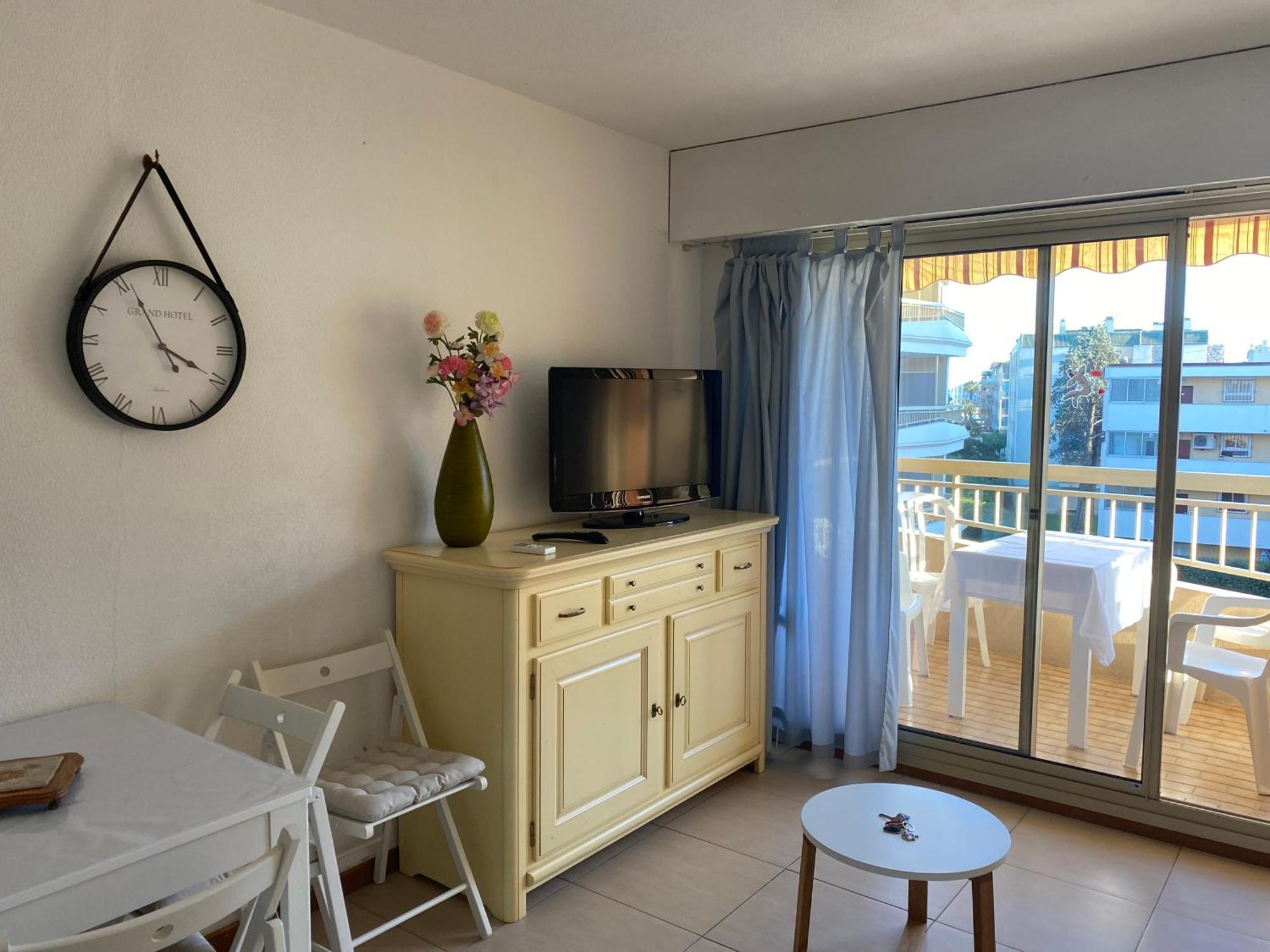 Apartment Superior Santa Cruz Σαιντ-Μαξίμ Εξωτερικό φωτογραφία